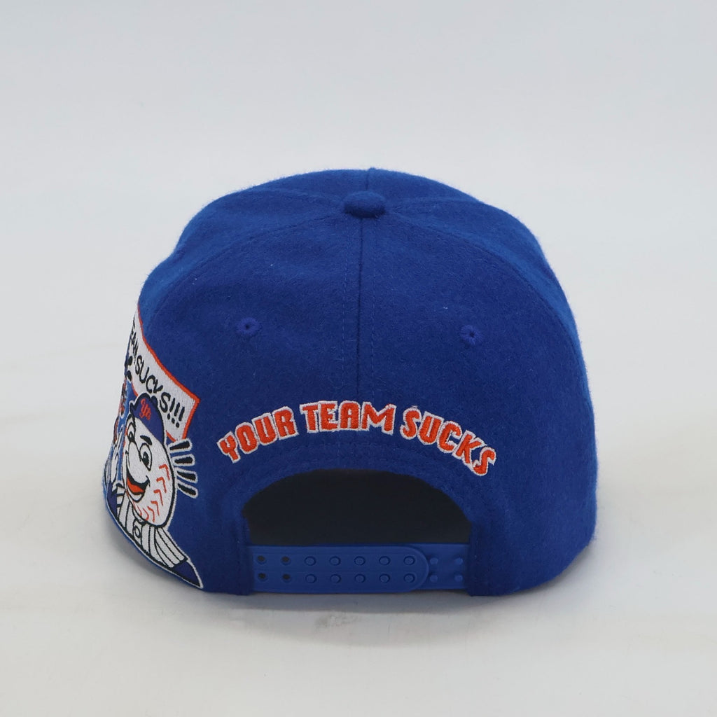QUEENSBRIDGE SNAPBACK HAT