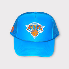 NY KNICKS VINTAGE TRUCKER